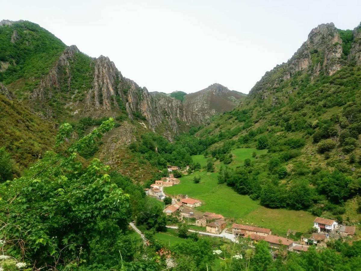 הוילה Villahormes El Pedroso De Llanes מראה חיצוני תמונה
