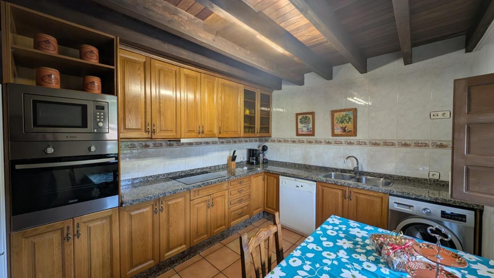 הוילה Villahormes El Pedroso De Llanes מראה חיצוני תמונה